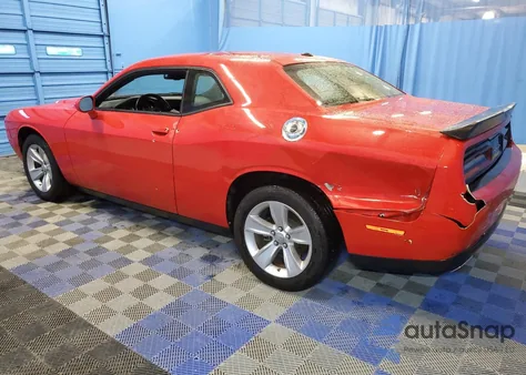 2023 Dodge Challenger Sxt z USA, uszkodzony, nr VIN 2C3CDZAG8PH553653